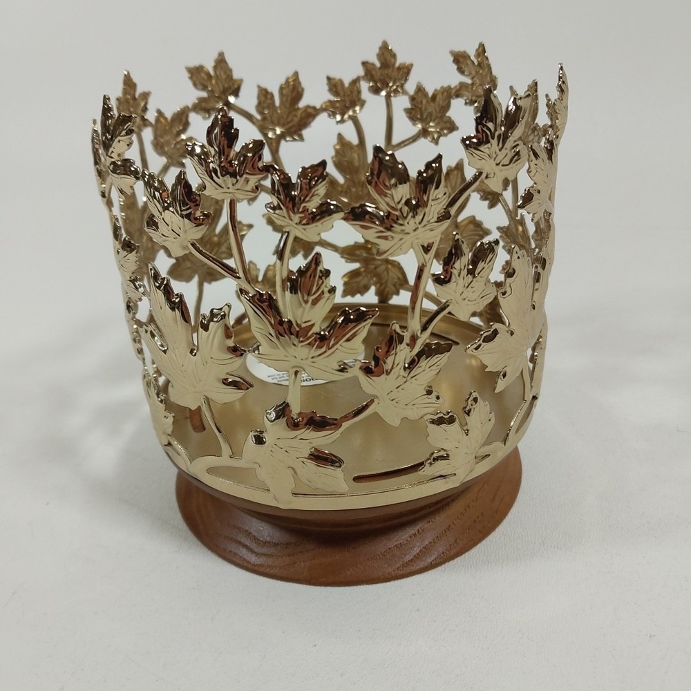 BATH & BODY‎ WORKS Gold Maple Leaves 3-Wick Candle Holder Wooden Base - Picture 3 of 5